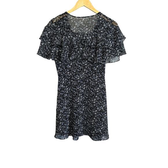 BCBGeneration Floral Printed Ruffle Short Sleeve Fit and Flare Mini Dress Size 6 - Picture 7 of 10